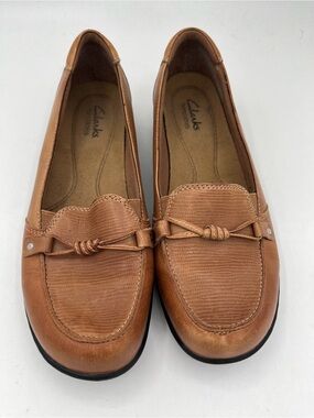 Clarks Tan Leather Knot-Front Loafers